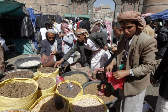 yemen-economy-inflation-650_416-20121230-112150